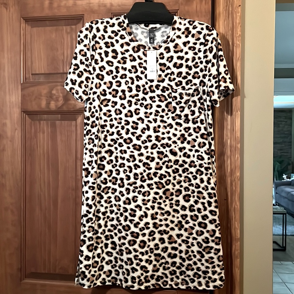 Leopard print Tee shirt dress!